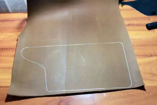 皮具卡包DIY裁皮步骤 皮具卡包DIY裁皮步骤